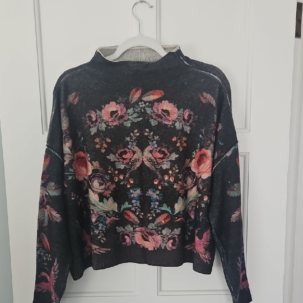 Pilcro Floral Sweater - Black and Pink